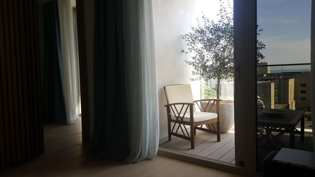 Leona Residences Апартаменти *