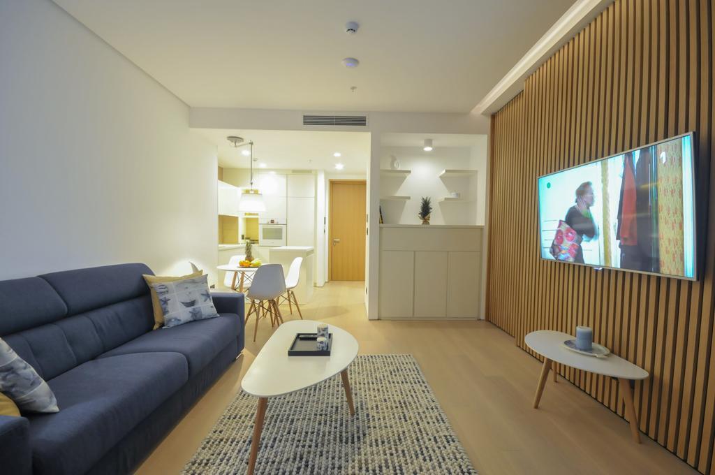 דירה Leona Residences